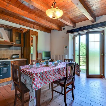 Apartment 3 Estate E Primavera Nella Natura - Rustico Privato - Wifi - Parcheggio Gratuito - Nuova Gestione Castel del Piano (Tuscany)